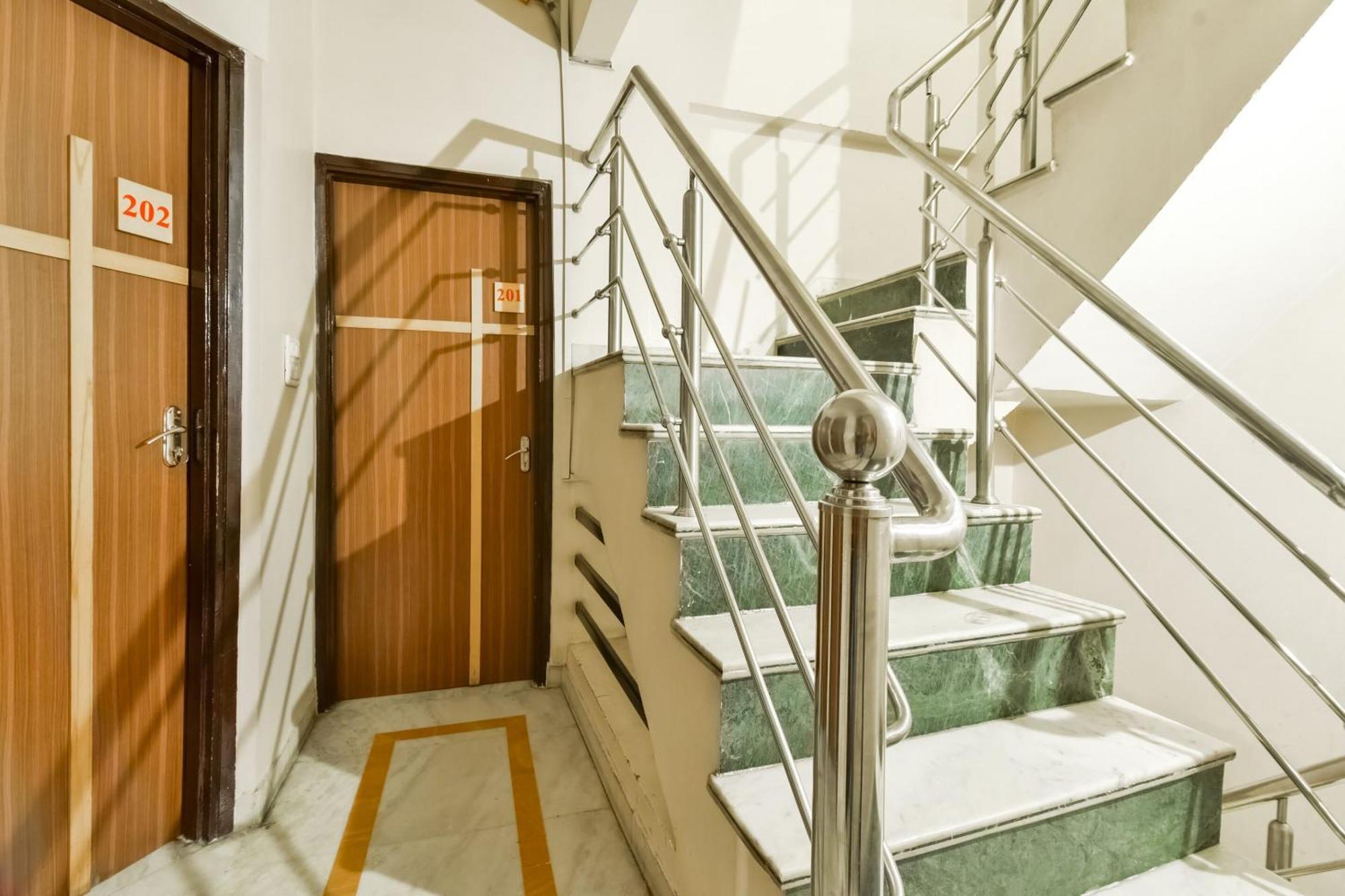 Super Hotel O Rmg Stays أجمير المظهر الخارجي الصورة